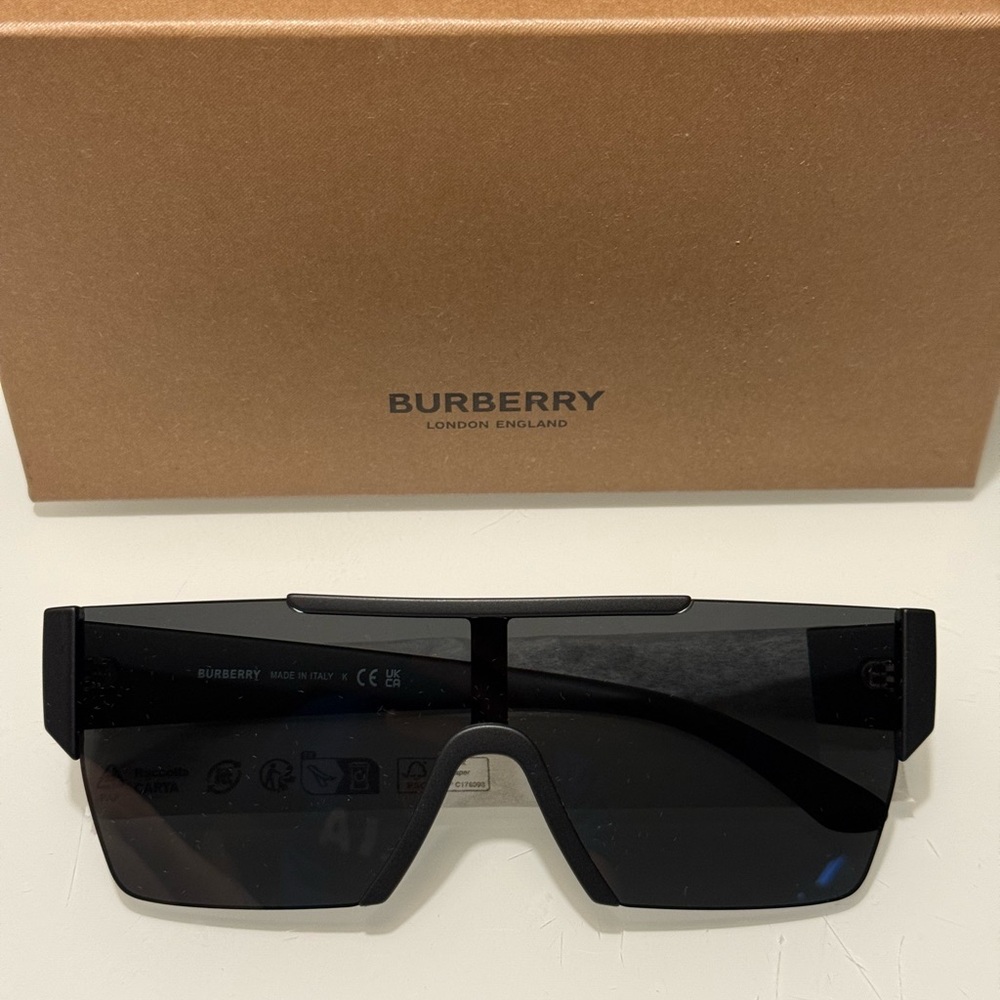 Burberry Black Sunglasses